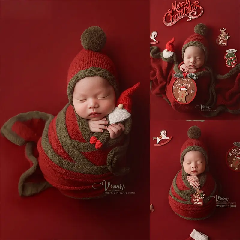 Red Knitted Christmas Theme Set - Newborn Photography Props - Image 5